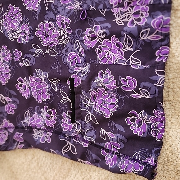 4 for $20 scrubs stretch v neck pocket top size L - Picture 5 of 8